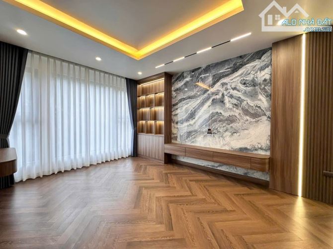 ⚡️BAN nha 40m2 x 6.5 tầng có thang máy_ Lô 7 Lê Hồng Phong - 3