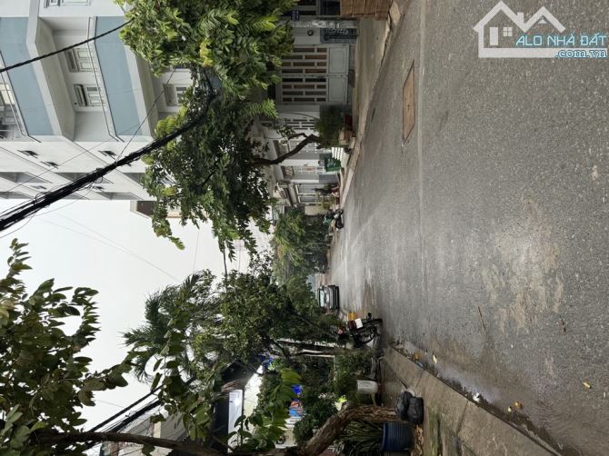 Bán gấp tòa nhà 6 tầng Phan Huy Ích - DT 14M x 12M - dòng tiền 180tr/tháng  31 tỷ - 3