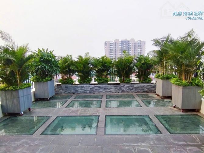 Bán tòa nhà 10 tầng mặt phố Nguyễn Văn Cừ, 160m2, nội thất xịn, vỉa hè 7m, 90 tỷ - 4