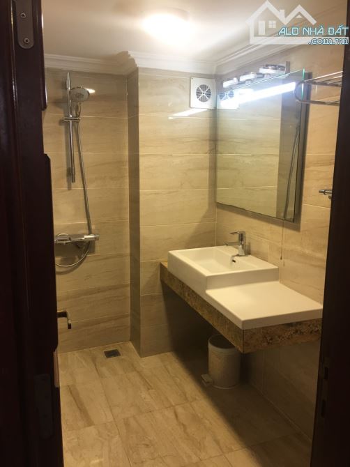 BÁN BIỆT THỰ TỐ HỮU KHUẤT DUY TIẾN 31. 5 TỈ - 5