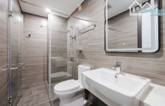 Cho thuê căn hộ dịch vụ: 50m giá 12triệu; 100m giá 20tr. Phố Trần Hưng Đạo - 7