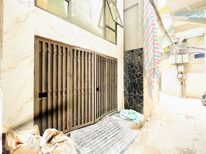 17.3 tỷ. Căn hộ dịch vụ 13 căn Studio. Thịnh Hào 2 Đống Đa - 8