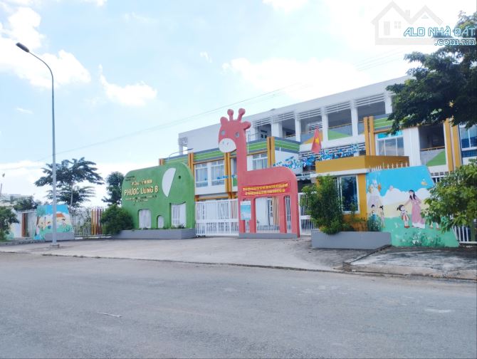Cần bán đất nền đẹp, đối diện trường Mẫu giáo, diện tích 338m² nằm trong KDC Phú Nhuận, Q9 - 2