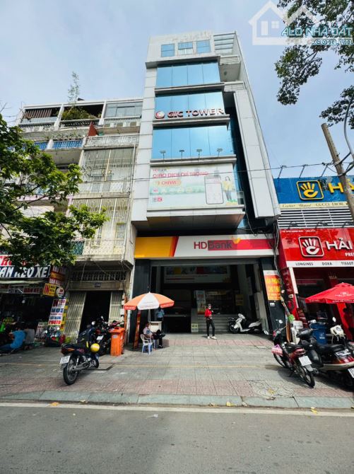 Tòa Building MT Phường Tân Định Q1- 7,2*25m NH 11m- Hầm 6Tầng - Gía : 64Tỷ