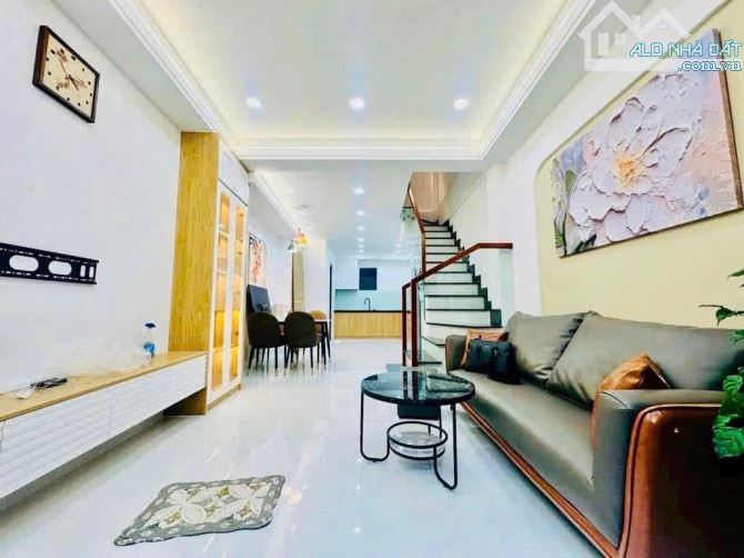 Nhà Huỳnh Tấn Phát, Q7. 54m2/ 2.55Tỷ đang cho thuê 15tr, LH: Em Ngân để được xem nhà