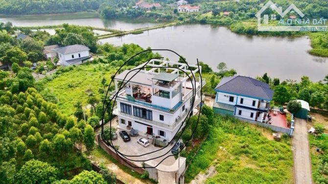 Cần bán 2000m đất tại Khu 8 Chu Hoá Việt Trì Phú Thọ ô tô cạnh Hồ thoáng mát