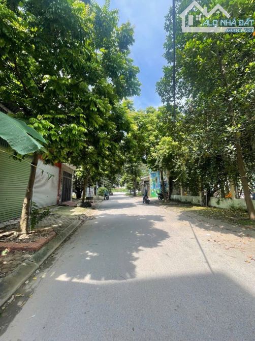 CẦN BÁN GẤP LÔ ĐẤT LÊ TRỌNG TẤN HÀ ĐÔNG, PHÂN LÔ VỈA, HÈ Ô TÔ TRÁNH, DT: 55M2, GIÁ 8 TỶ