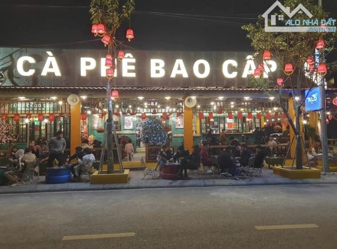 Cho thuê nhà mặt phố Nguyễn Đình Thi, diện tích 100m² x 4 tầng, mặt tiền 10m, kd cafe, pub