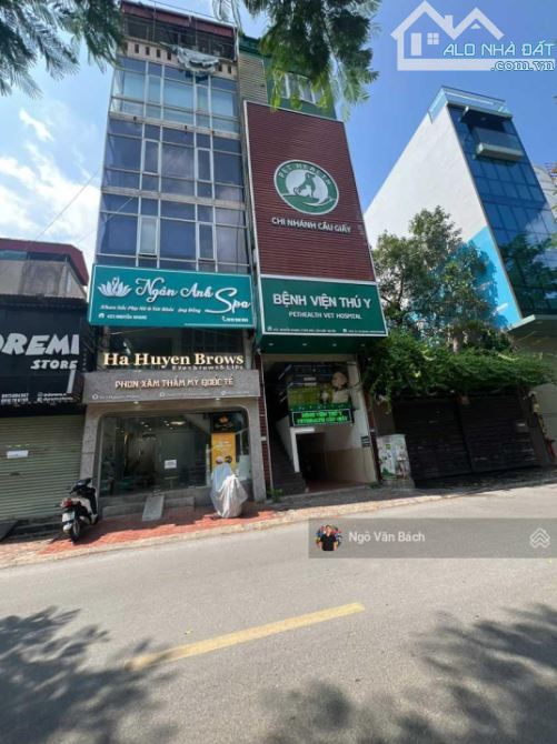 Bán gấp tòa Building mặt phố Nguyễn Khang, dòng tiền 1.8 tỷ/năm, thông sàn 90m2 chỉ 45 tỷ