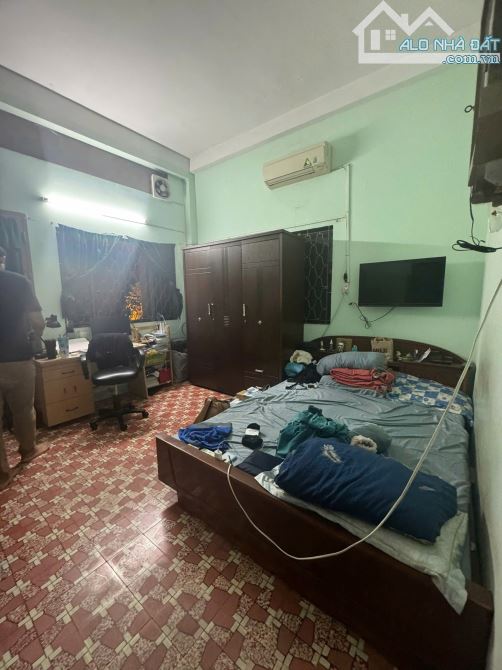 Bán Nhà  hẻm xe hơi 8m sát hưng phú- 8.03m x 17.18m- 129m/2- 1 trệt -1 lầu - 4PN -F8 Q8 - 1