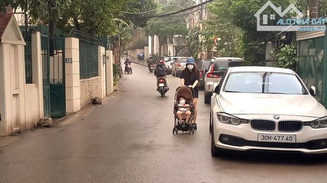 Bán nhà SIÊU ĐẸP phố Tô Ngọc Vân - Tây Hồ 63m2, Ô tô, 3 bước ra Hồ Tây, chỉ 24 tỷ. - 1