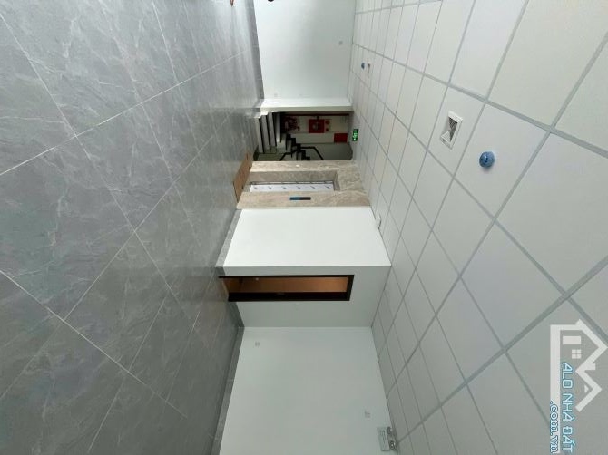 Cho thuê văn phòng Văn Quán, Hà Đông, 75 m2/tầng, vp mới tinh, mặt tiền rộng giá tốt - 1