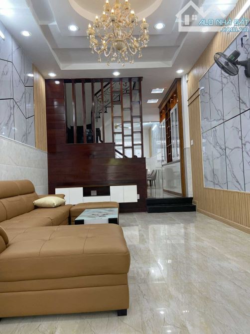 📣NHÀ 5 TẦNG GẦN 100 M2(4*23)- MẶT TIỀN ĐƯỜNG NHỰA 12M - HIỆP THÀNH Q12 - CHỈ 7.9 TỶ - 1