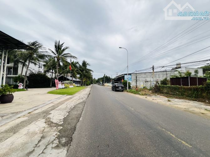 Bán đất mặt tiền đường Lạc Long Quân Tiến Thành TP Phan Thiết DT 3000m2 Đông Nam 60 tỷ - 1