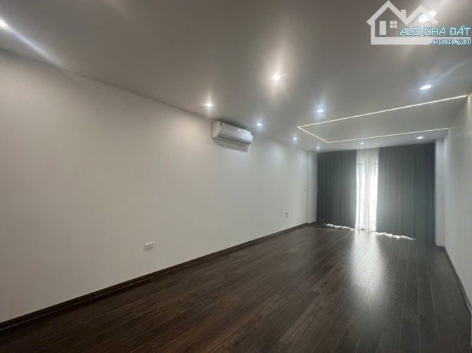 Nhà Tây Hồ 50m2 x 6 tầng, ô tô vào nhà, thang máy, ngõ thông, thoáng sáng. - 1