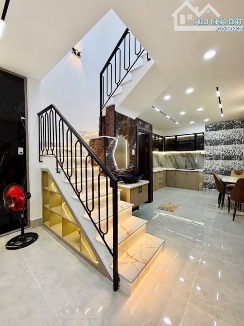 35M2, QUANG TRUNG, P.10, GV, NHỈNH 4 TỶ XÍU - 2