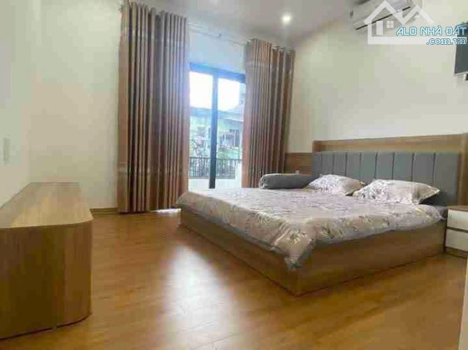 PHAN TỨ- DIỆN TÍCH LỚN 320M2- NHÀ 3 TẦNG ĐẸP KÈM DÃY NHÀ TRỌ CHO THUÊ- GIÁ HƠN 13 TỶ. - 3