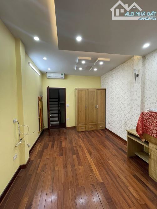 GẤP! MẶT PHỐ HIẾM TRỊNH HOÀI ĐỨC, ĐỐNG ĐA ĐẸP NHẤT DÃY KINH DOANH ĐỈNH 44m2x 5 TẦNG SỔ ĐẸP - 3