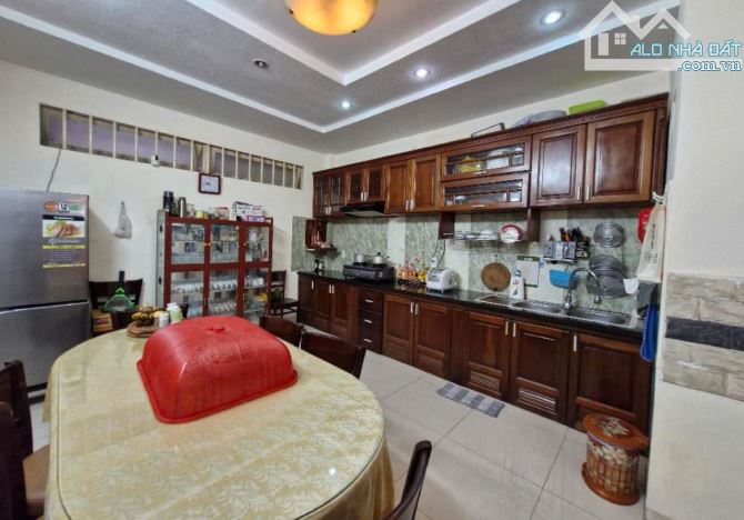 BÁN NHÀ 3 TẦNG - KHA VẠN CÂN - LINH CHIỂU - HẺM XE HƠI - 84M2- NHỈNH 7 TỶ CÒN THƯƠNG LƯỢNG - 3