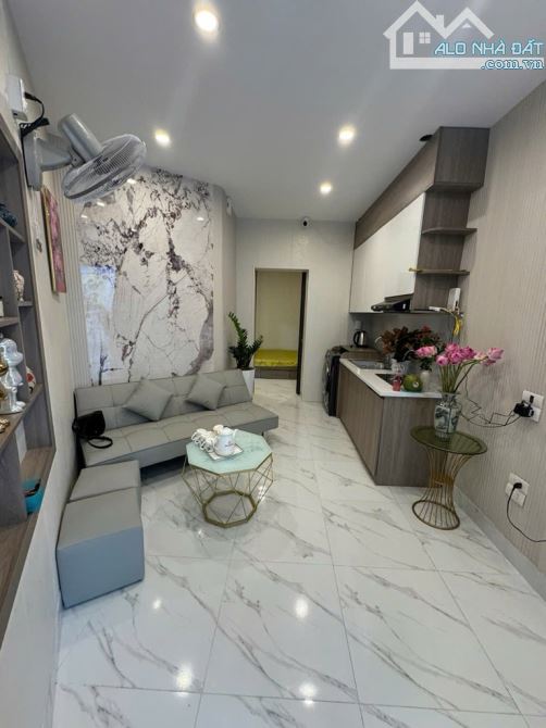 🏠 TỔ ẤM GIA ĐÌNH TRẺ - VỪA Ở VỪA KD - TT TẦNG 1 - Ô TÔ ĐỖ CỬA - 4