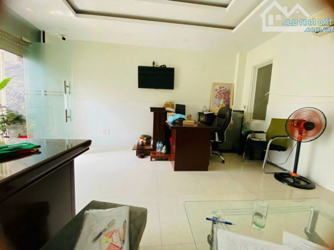 Bán tòa nhà mặt tiền đường Phường 2, Tân Bình ngay Nguyễn Trọng tuyển - 4