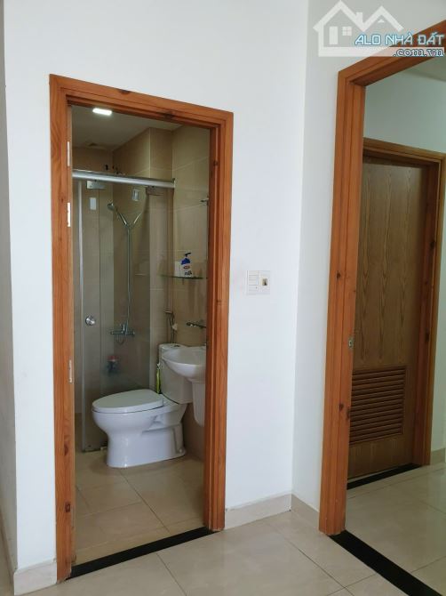 Cho thuê căn 65m2 2pn 2wc nhà trống chung cư CBD Quận 2 - 4