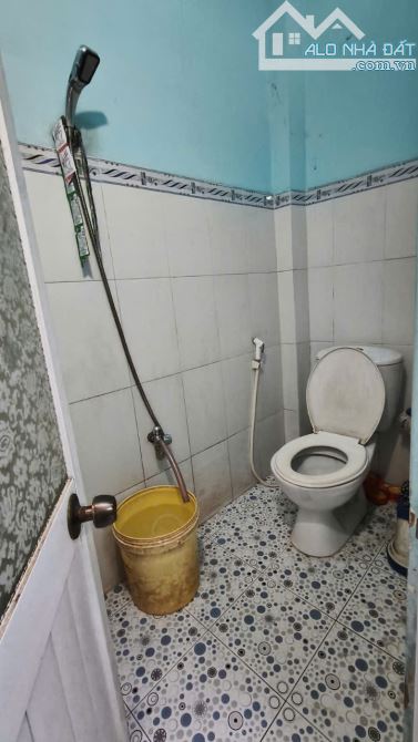 Bán gấp nhà cấp 4 đang cho thuê xã Bà Điểm Hóc Môn DT 93m2 Giá chỉ 655tr dân cư sầm uất - 5