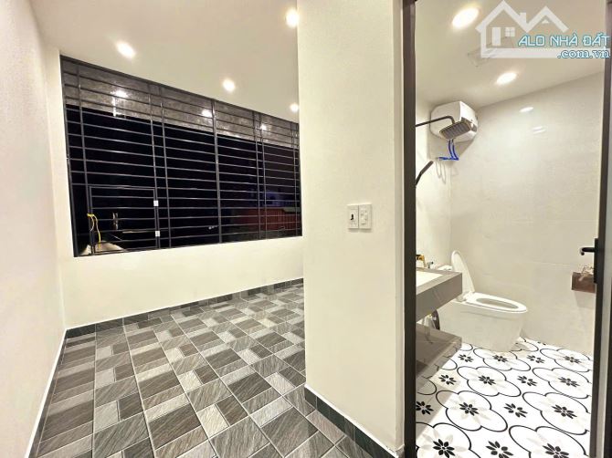 Pt BÁN NHÀ PHỐ THIÊN LÔI – 64M², NGÕ NÔNG, Ô TÔ VÀO TẬN CỬA -  Diện tích: 64m²- hướng Tây - 6