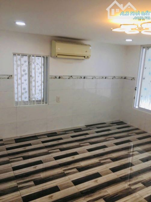 CHO THUÊ SHOPHOUSE CT3 VCN PHƯỚC HẢI GIÁ 8TR/TH.DT 79,6M HUỚG NAM THIẾT KẾ 2 TẦNG - 6