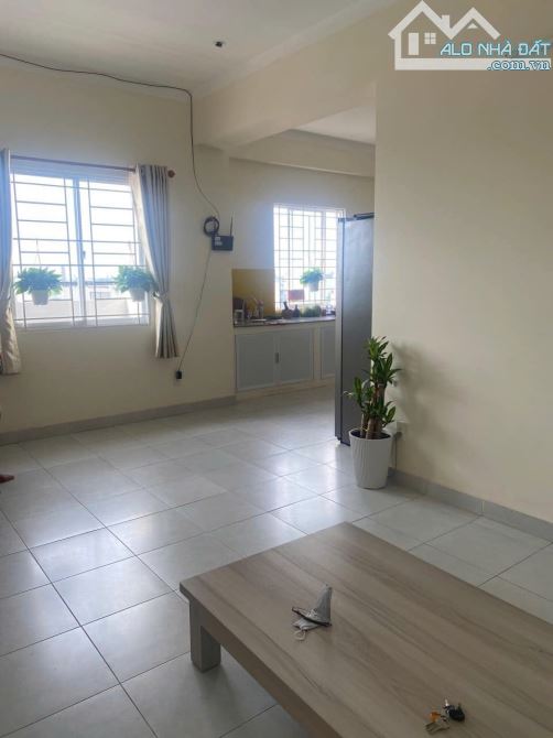 Chung cư Bàu cát, Hồng Lạc,Tân BÌnh:85m2, 2p ngủ,2wc,NT,12tr/th - 7