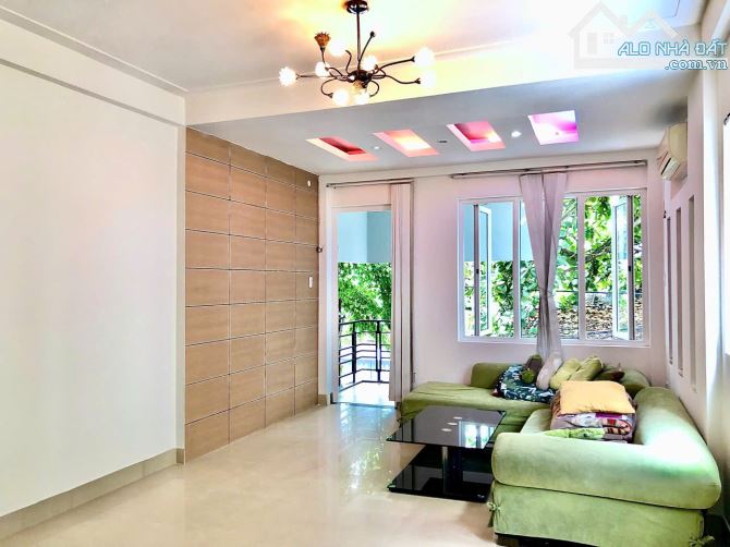 Bán Căn Nhà 3 Tầng Phan Bội Châu - Phường Vĩnh Ninh Ô tô Tận Sân - Sát Mặt Tiền - 9