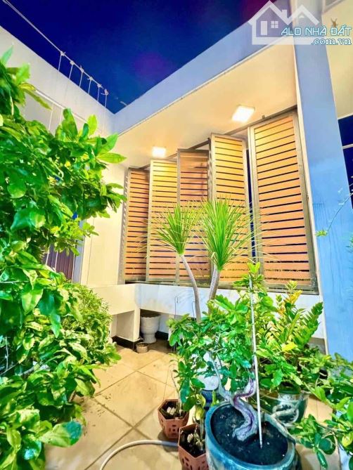 🏡 Nhà 3 tầng 3 mê full nội thất cao cấp đường Tống duy Tân Diện tích đất 99,3m2 . DTXD : - 9