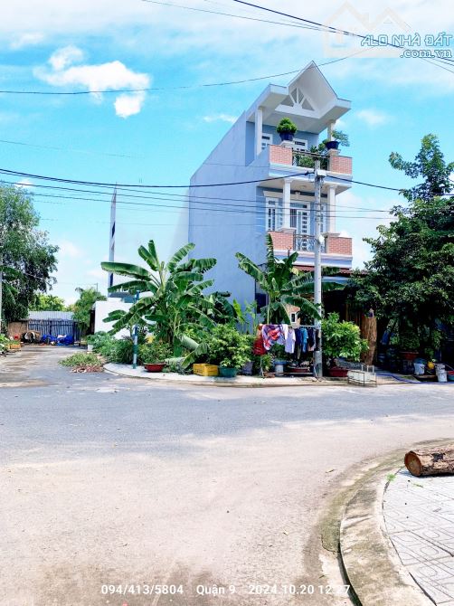 Gấp bán đất lô góc 92M² giá rẻ ngay đg.7 Nguyễn Duy Trinh Long Trường Q9