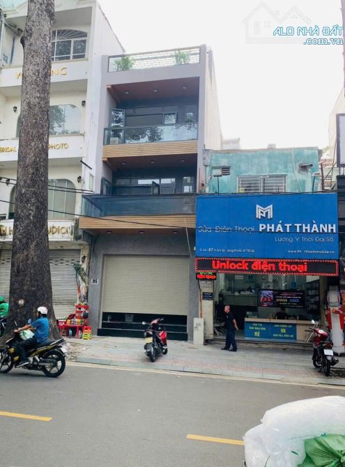 HÀNG HIẾM ! MẶT TIỀN TRẦN QUANG KHẢI 5,5 X 20M 4 TẦNG HĐT THẨM MỸ 100TR/THÁNG