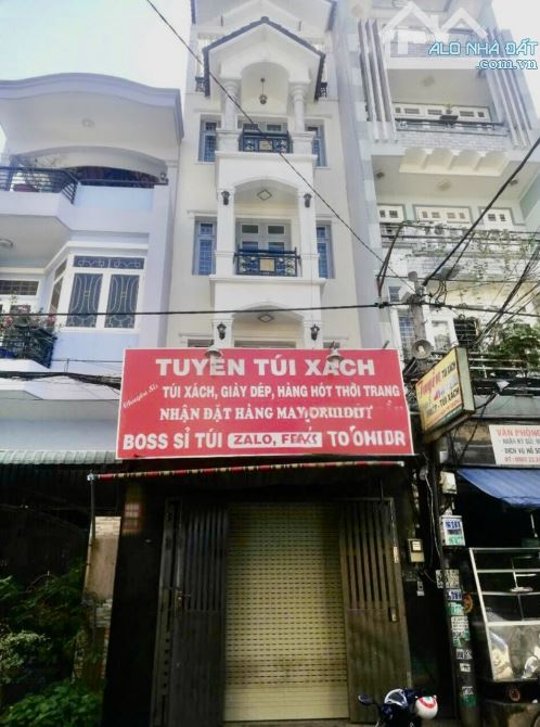 Bán nhà MT 10m Quan trung, P.11 - 4,2x17 - 5 lầu - Nội thất siêu đẹp - Chỉ 10.5 tỷ còn TL