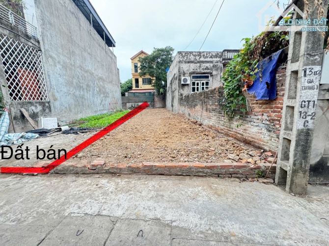 Bán đất tổ 6, Quang Minh, Mê Linh, HN. full thổ cư, Oto đỗ cửa. DT 75m, giá 3,1 tỷ.