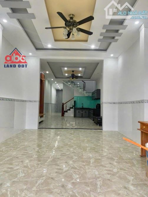 1.99 tỷ . Bán nhanh nhà SC 1 lầu 4,5*22(110m2) qh thổ cư .