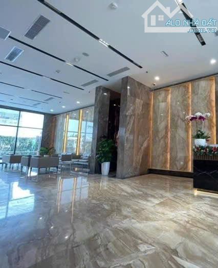 Bán chung cư DIỆN TÍCH LỚN 70m2, Cạnh Phú Mỹ Hưng, đường 16m, Đường Phú Thuận, Quận 7.