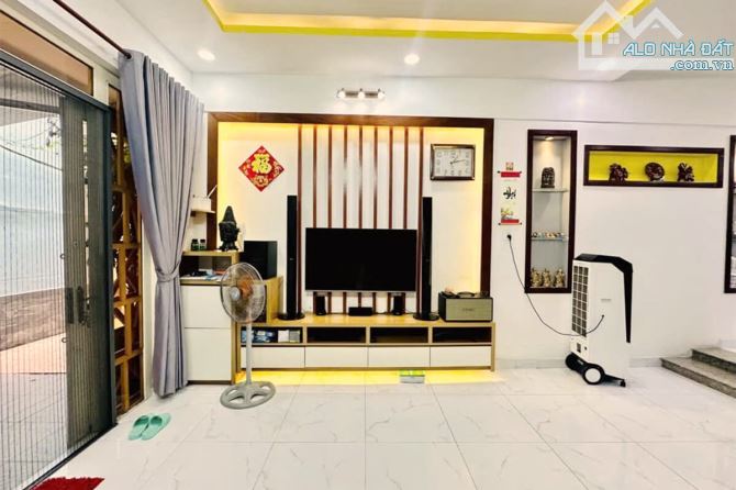 Bán nhà Nguyễn Kiệm Phú Nhuận, 39.8m² (4m / hậu 4.2m x 10m) 3 Tầng - Giá 7.5 tỷ TL - 1