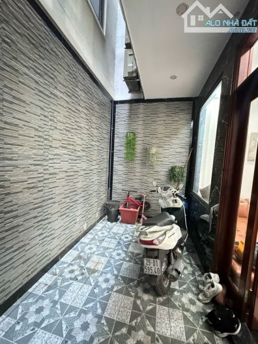 Bán nhà ngõ 86 Tô Vĩnh Diện, Thanh Xuân, 30m ra đường ô tô, 35m2, 5 tầng, cực đẹp chỉ 7,7 - 1