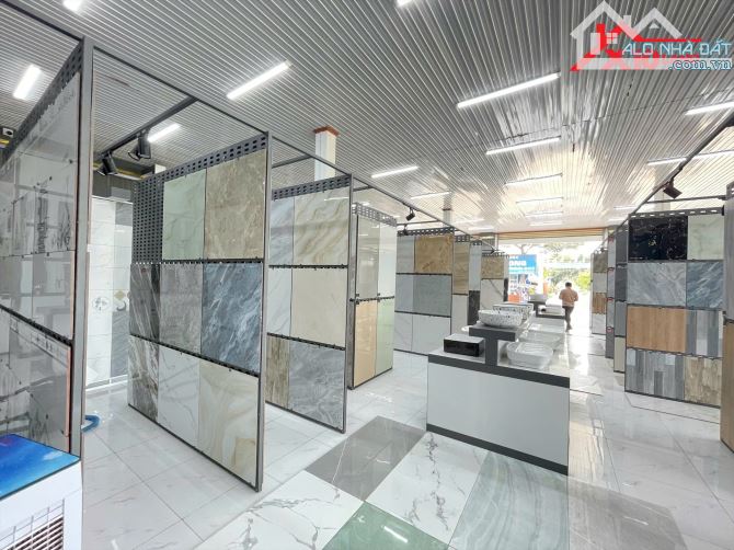 BÁN SHOWROOM 1100m2 GÓC 2 MẶT TIỀN ĐƯỜNG XÃ ĐỒI 61, TRẢNG BOM  CHỈ VỚI 17,5tỷ - 1