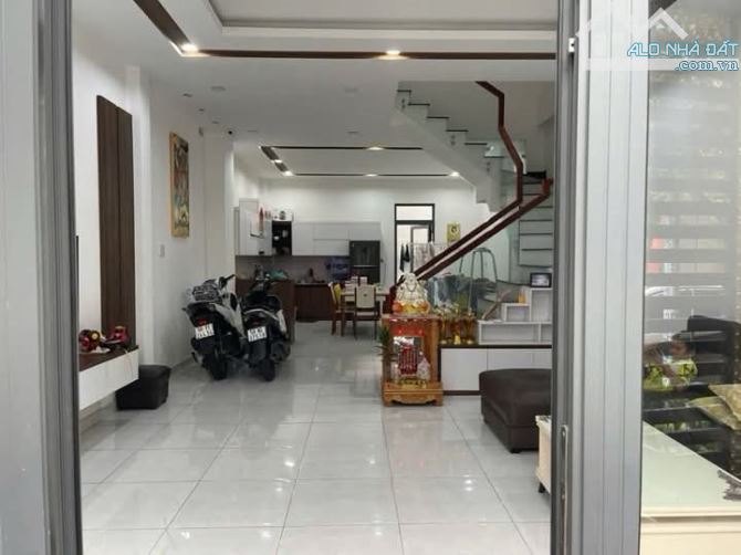 🏠💥🔥NHÀ ĐẸP KHU VIP PHÂN LÔ TÂN CHÁNH HIỆP 10 (TRẦN THỊ NĂM)-81M2(5.5x16)- 3 TẦNG- 8.2 T - 2