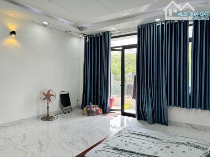 SIÊU VIP KHU DÂN CƯ HIỆP THÀNH CITY 90M2 KC 4 TẦNG ĐẸP GIÁ NHỈNH 9 TỶ - 2