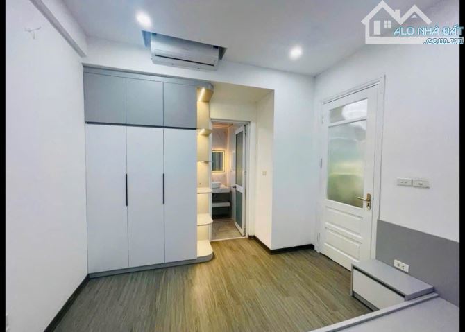 4,25 tỷ chung cư mặt phố Phạm Văn Đồng 78m2,gần công viên,trung tâm thương mại,hồ,sân bóng - 2