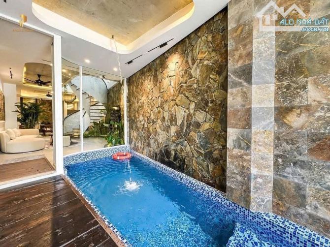 Villa Mặt Tiền Mỹ Khê 7 Giá 10.2 Tỷ, Ngay Biển Mỹ Khê, Công Viên Biển Đông. - 2