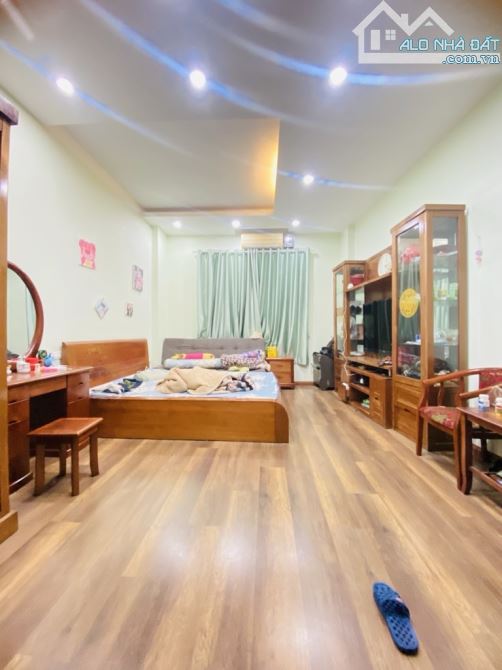 🏡 Cần bán nhà 36m2 Phố Lạc Trung - Phố hiếm nhà bán - Dân xây chắc chắn - Ở ngay - 2