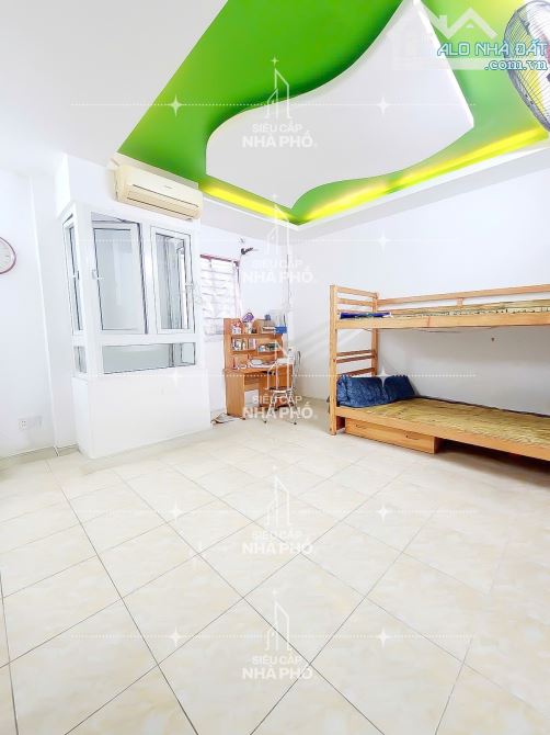 NGANG KHỦNG 6.5 - 90M2 - TÔ HIẾN THÀNH QUẬN 10 - HẺM 5M Ô TÔ RA VÀO - NỞ HẬU HOÀN CÔNG ĐỦ. - 2