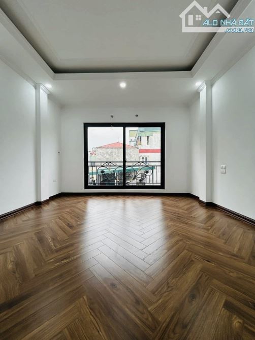 Bán nhà đường Tây Sơn 30m Ra Phố Nhà Mới 6 Tầng Thanh Máy Chỉ 11 Tỷ - 2