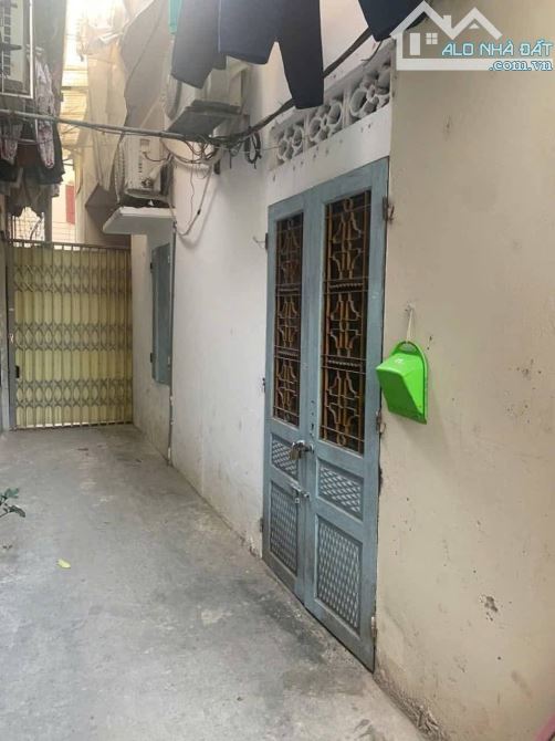 Bán nhà Thụy Phương ,cấp 4, DT 42m2, MT5.8m, cách ôtô 10m, tương lai gần phố mới, giá 5.7t - 2