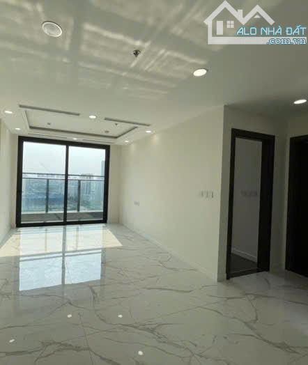 Bán chung cư DIỆN TÍCH LỚN 70m2, Cạnh Phú Mỹ Hưng, đường 16m, Đường Phú Thuận, Quận 7. - 2